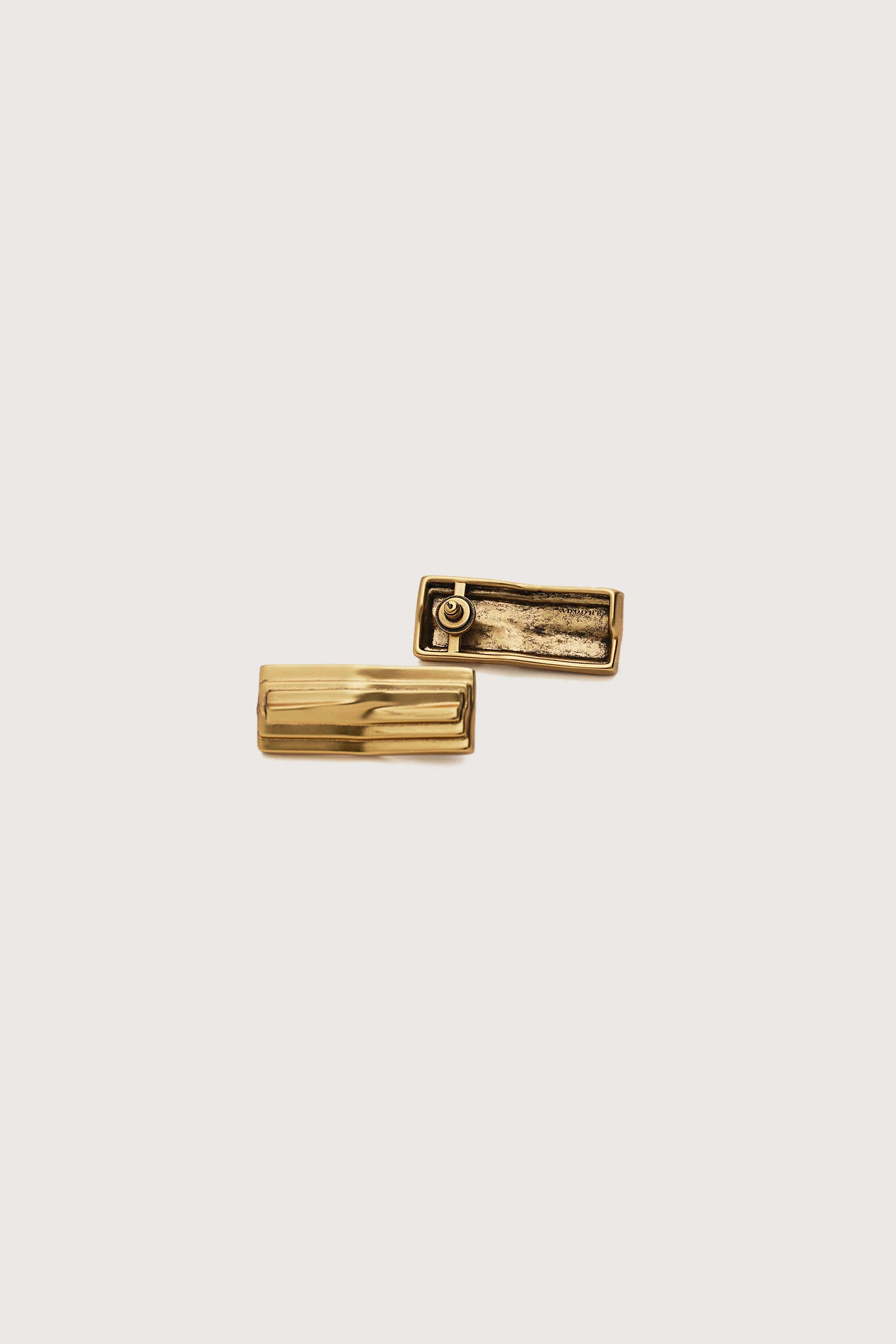 Drifted Lines Earring - Image 4