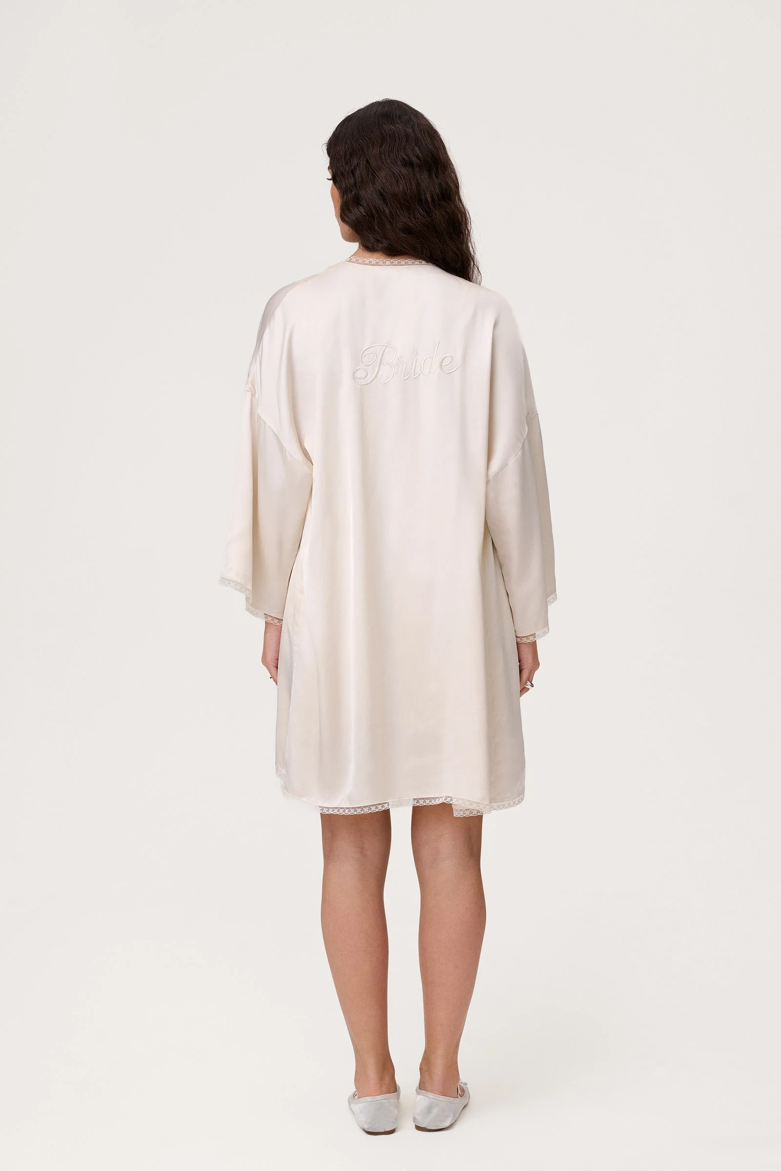 Sassari Robe Embroidered - Image 3
